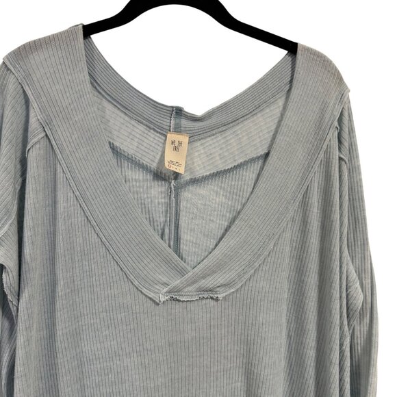 Free People We the Free Oceanview V-Neck Plunging Blue Thermal Top Size XS - Picture 3 of 8